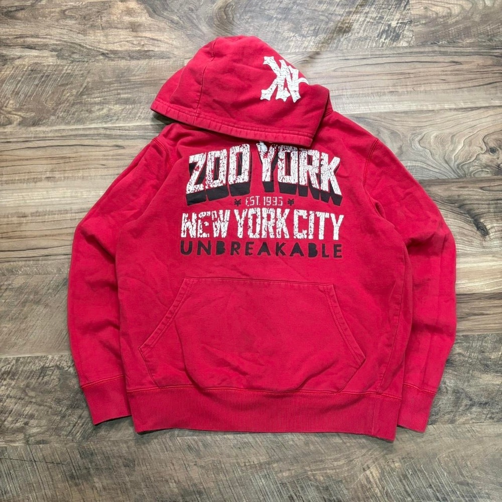 Vintage Y2K Zoo York Red Hoodie Sweatshirt Streetwear Skate Graphic 2000s Medium